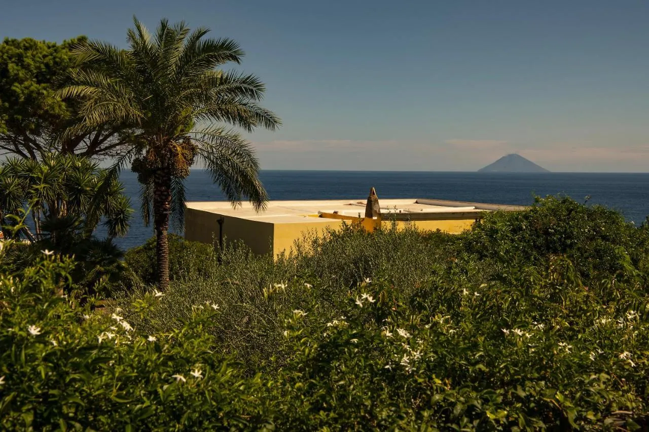 Hotel Signum Malfa  4*, Malfa (Salina)