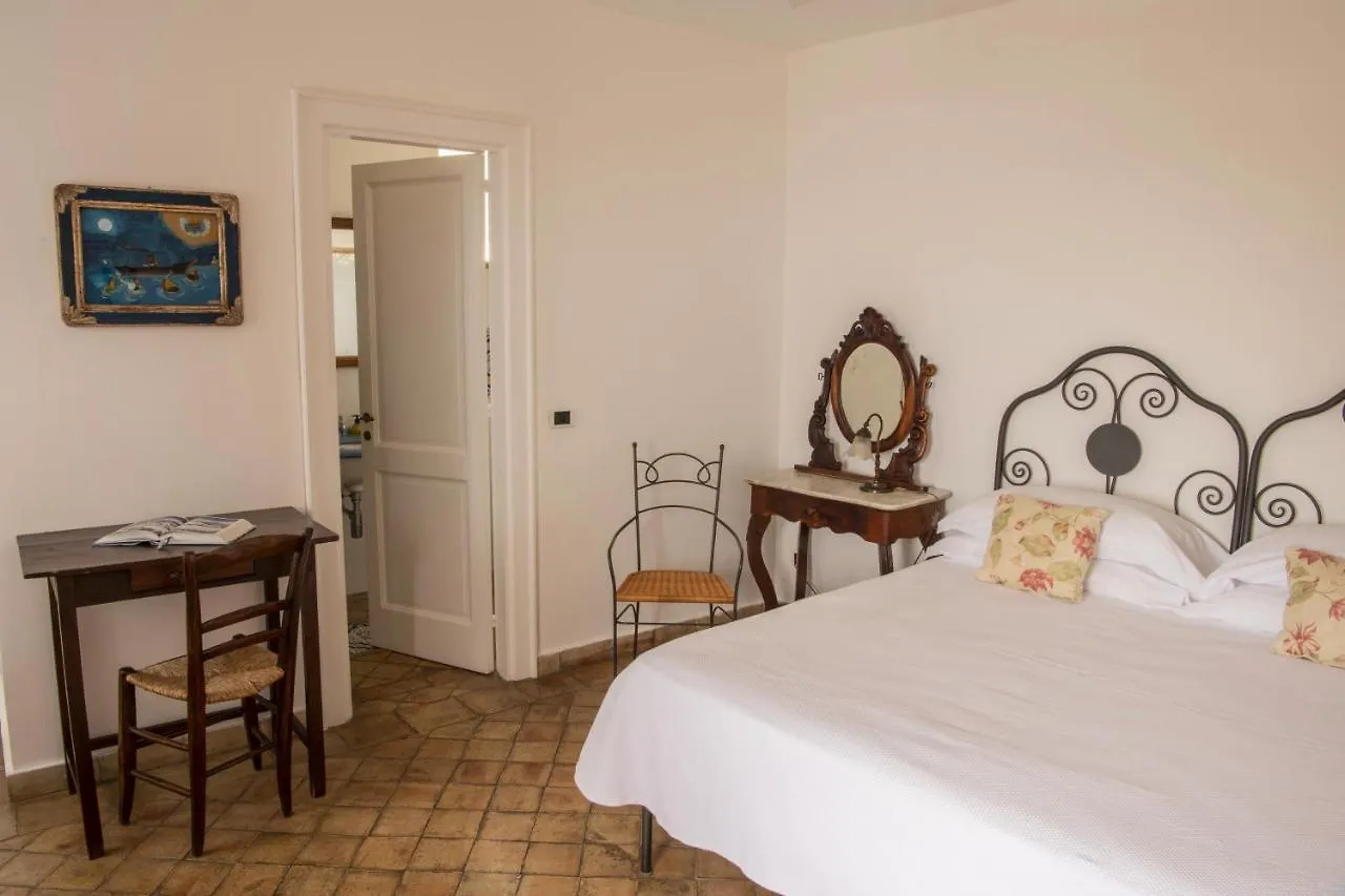 Hotel Signum Malfa  4*, Malfa (Salina) Italien